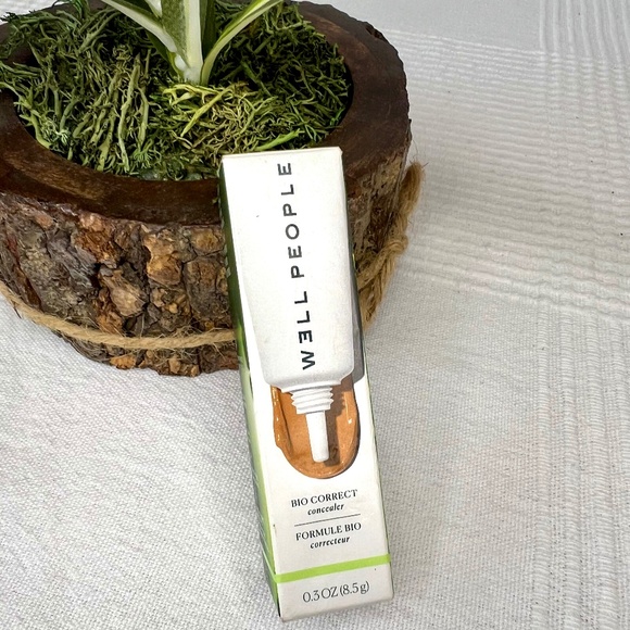 Well People Bio Correct Concealer, 13 W - Picture 6 of 7